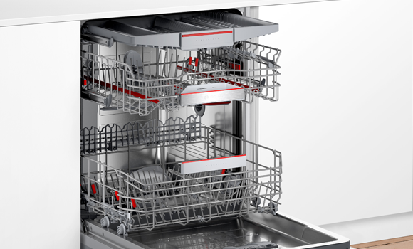 Bosch SMD6ZCX60G Dishwasher Lifestyle Image