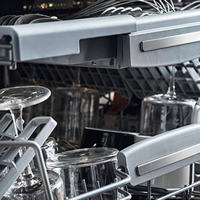 Hotpoint Dishwashers 3D Zone Wash Tech