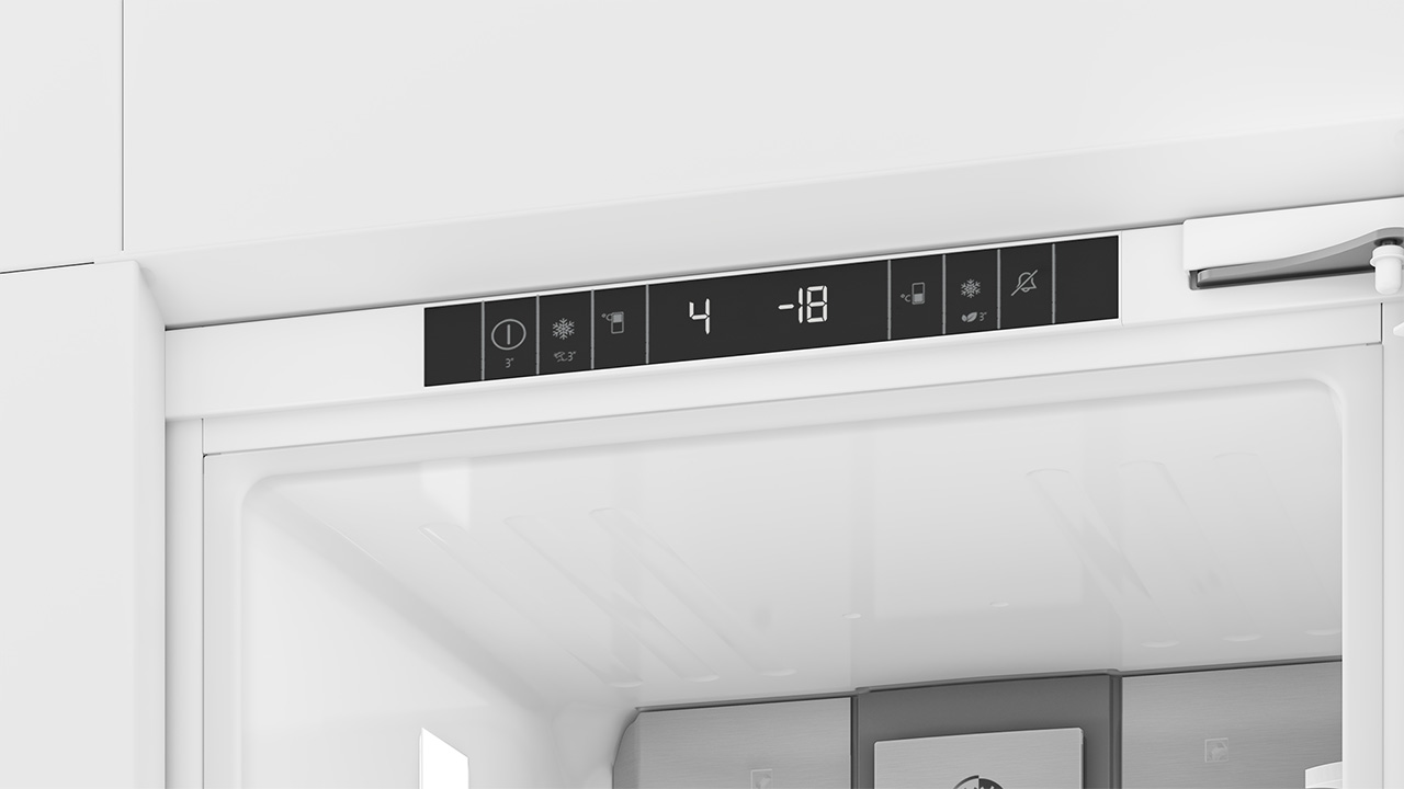 Blomberg Internal Touch Control Electric Display